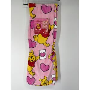 Disney Winnie the Pooh Pink Hearts Plush Throw Blanket 50 x 70 Soft Valentine's